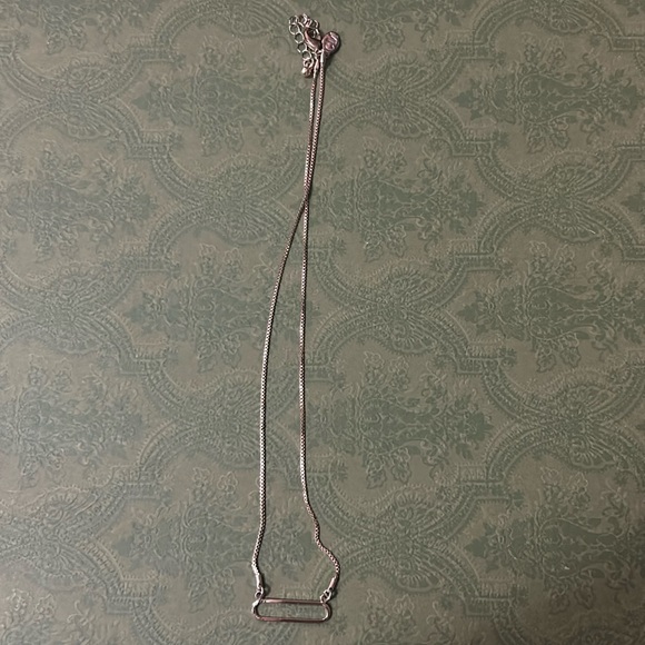 SOLD - Club Monaco Oval Necklace - Gold - Picture 4 of 10